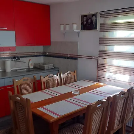 Nacionalna Kuca Krstojevic *